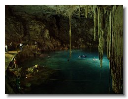 2005 01 16 6 Cenote Dzitnup near Vallodolid